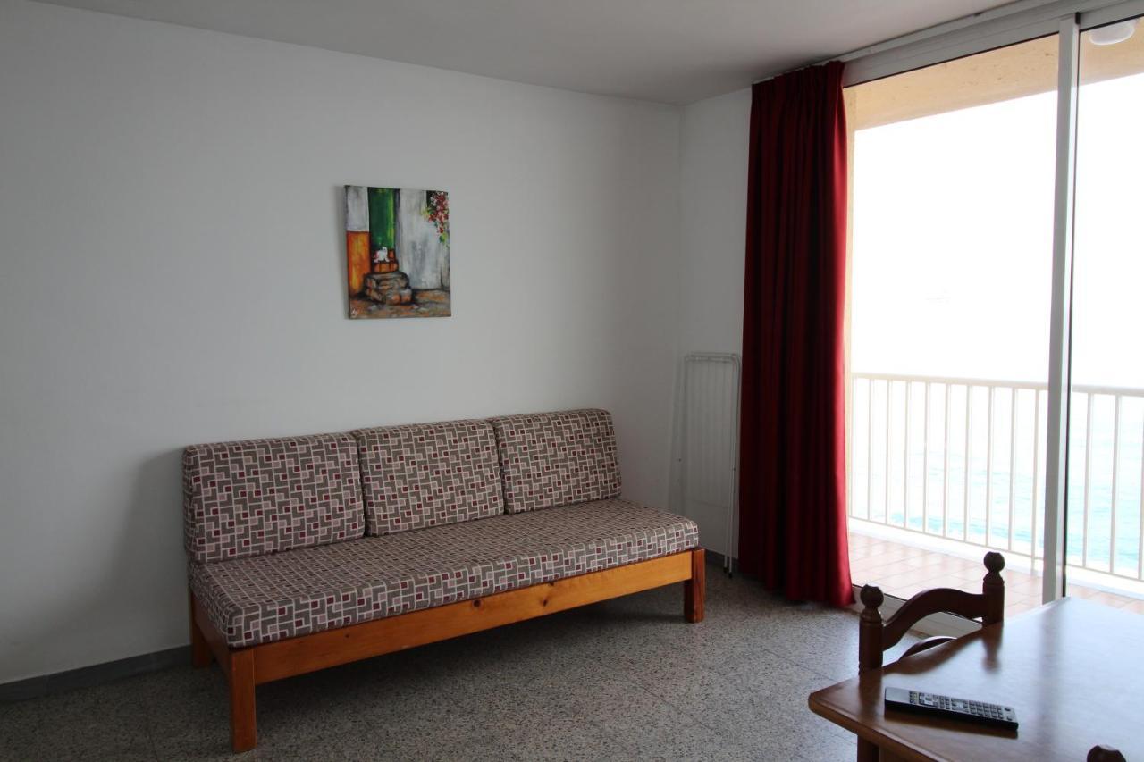 Apartaments El Sorrall Бланес Экстерьер фото