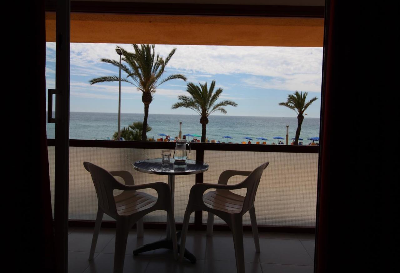 Apartaments El Sorrall Бланес Экстерьер фото