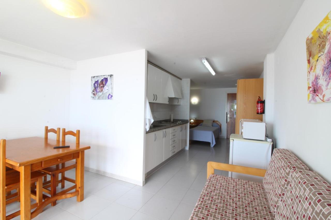 Apartaments El Sorrall Бланес Экстерьер фото