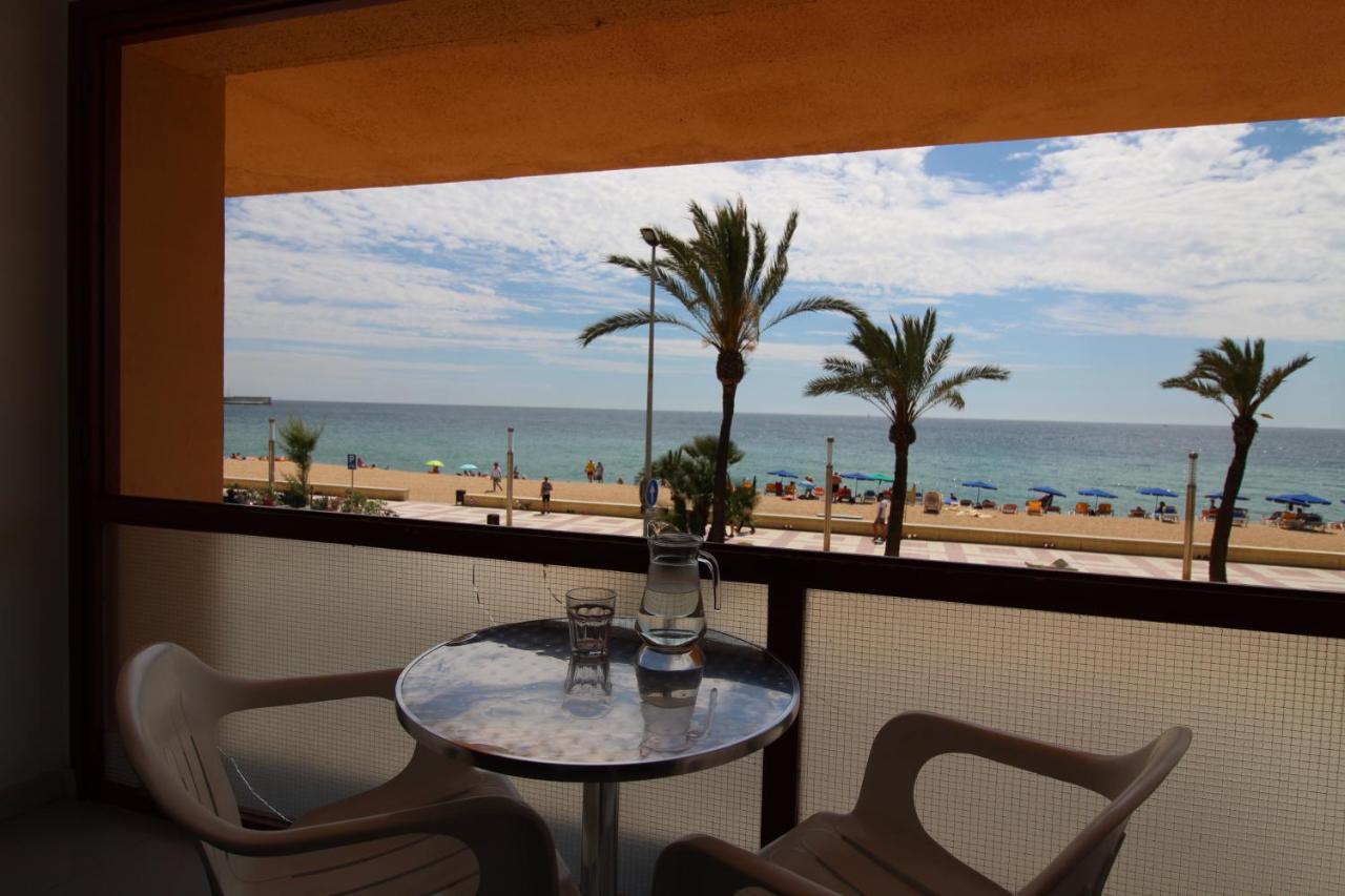 Apartaments El Sorrall Бланес Номер фото