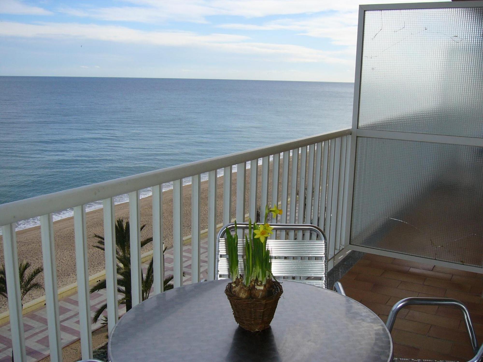 Apartaments El Sorrall Бланес Номер фото