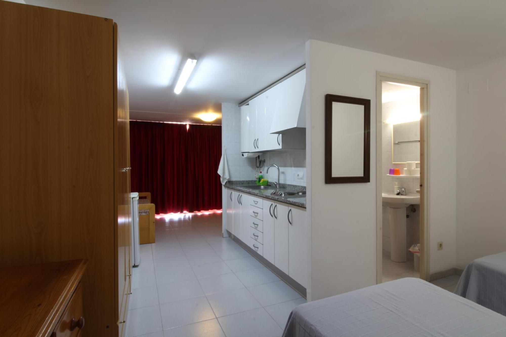 Apartaments El Sorrall Бланес Номер фото